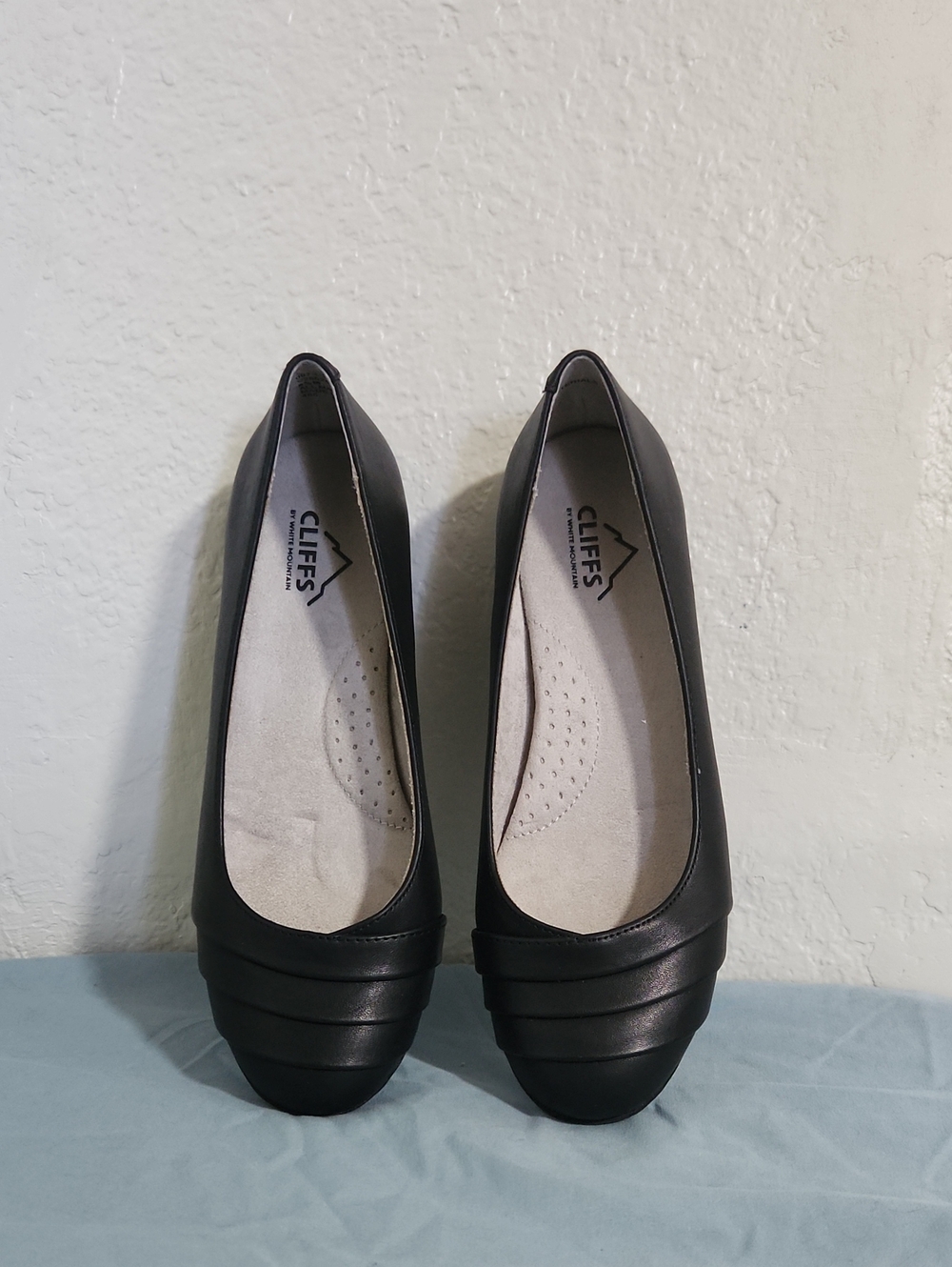 Women's Black Slip-On Ballet Flats